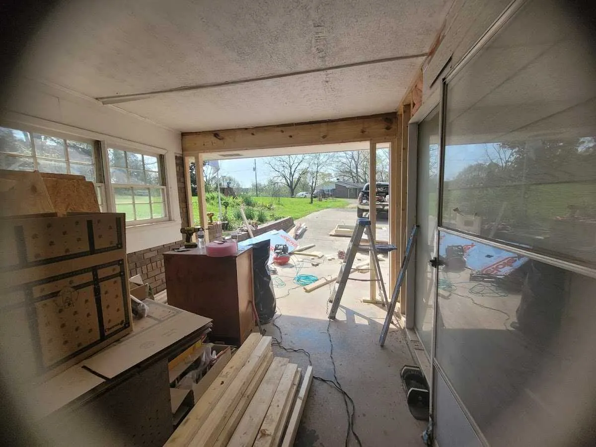 Air movers and dehumidifier for Water Mitigation Services in Chain Lake